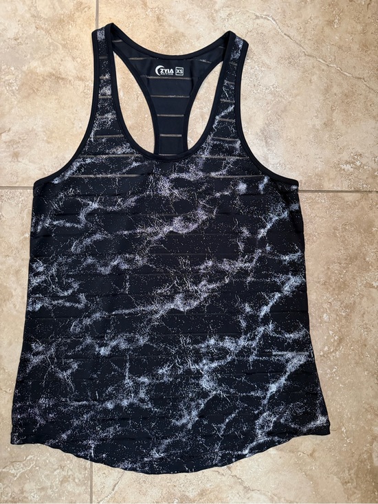 ZYIA Tops - ZYIA Black Marble-Print Racerback Havana Tank Top